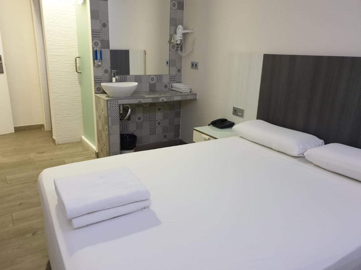 Hostal Letto Dal Mare Valencia Exteriör bild