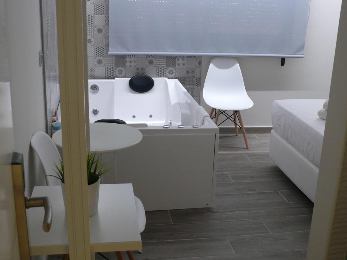 Hostal Letto Dal Mare Valencia Exteriör bild