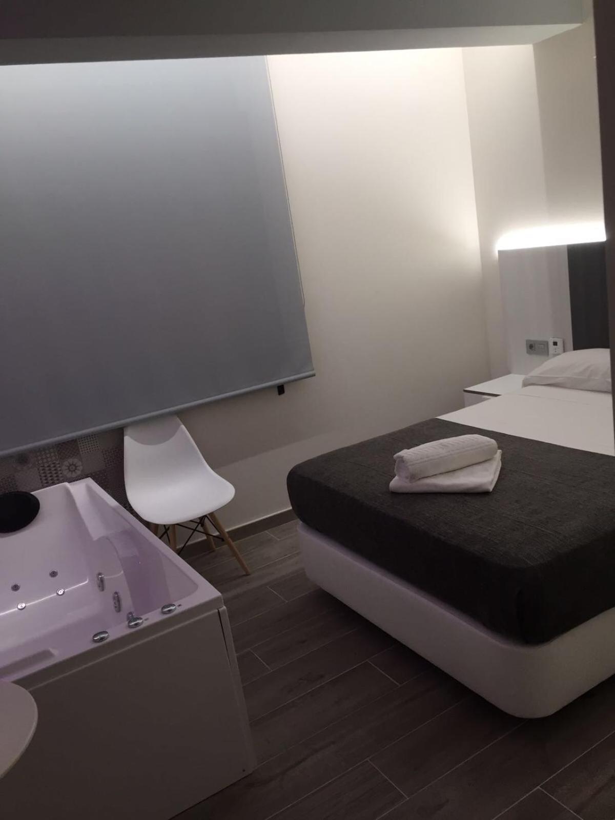 Hostal Letto Dal Mare Valencia Exteriör bild