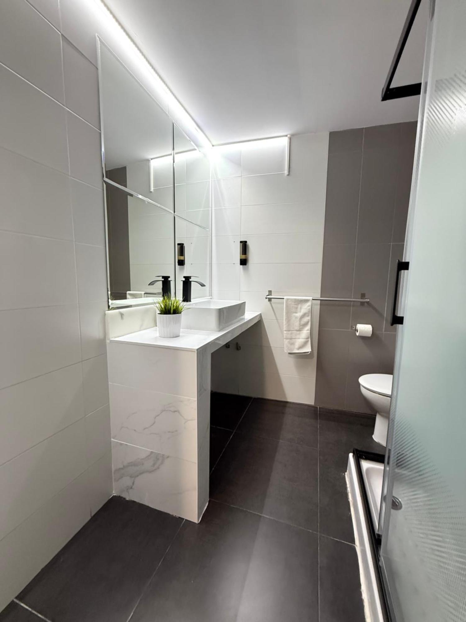Hostal Letto Dal Mare Valencia Exteriör bild