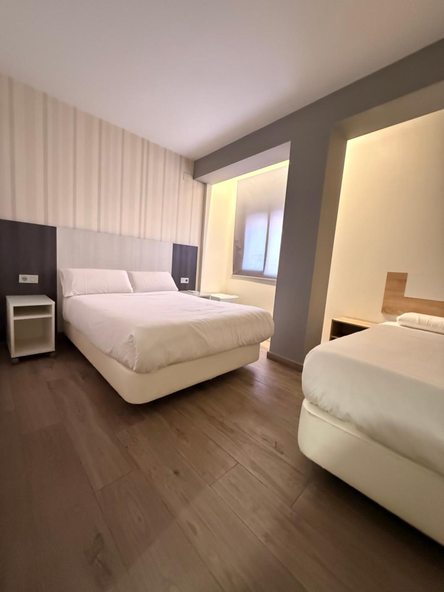 Hostal Letto Dal Mare Valencia Exteriör bild
